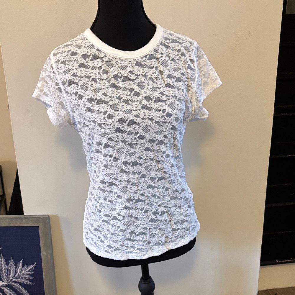Aerie White Lace Short Sleeve Top